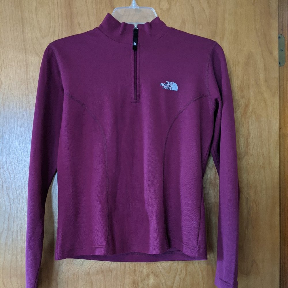 North Face Small Purple 1/4 Zip Long Sleeve Shirt